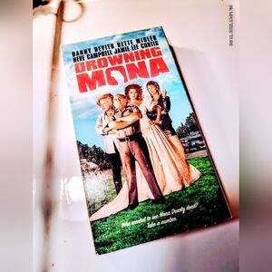Drowning Mona VHS Tape